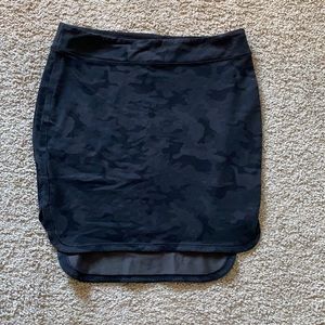 Lululemon Dark Camo Skirt